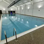Seashells - Part Of The The Bay Filey Village With Pool, Gym And Direct Access, Pub, Restaurant, Tennis And Meadows Walks *