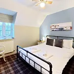 Holiday home Seashells - Part Of The The Bay Filey Village With Pool, Gym And Direct Access, Pub, Restaurant, Tennis And Meadows Walks